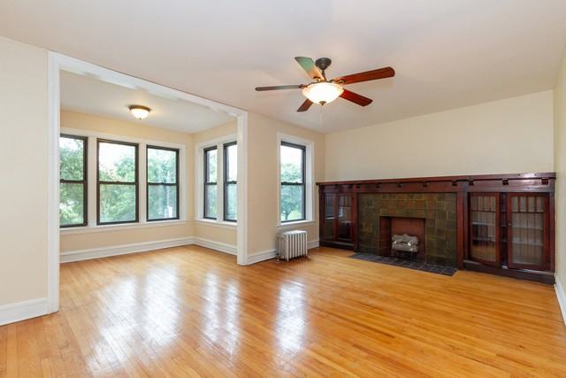 644 51st #2W - Photo 2 of 11