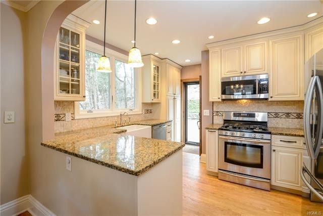 6 Nightingale Road - Photo 2 of 5
