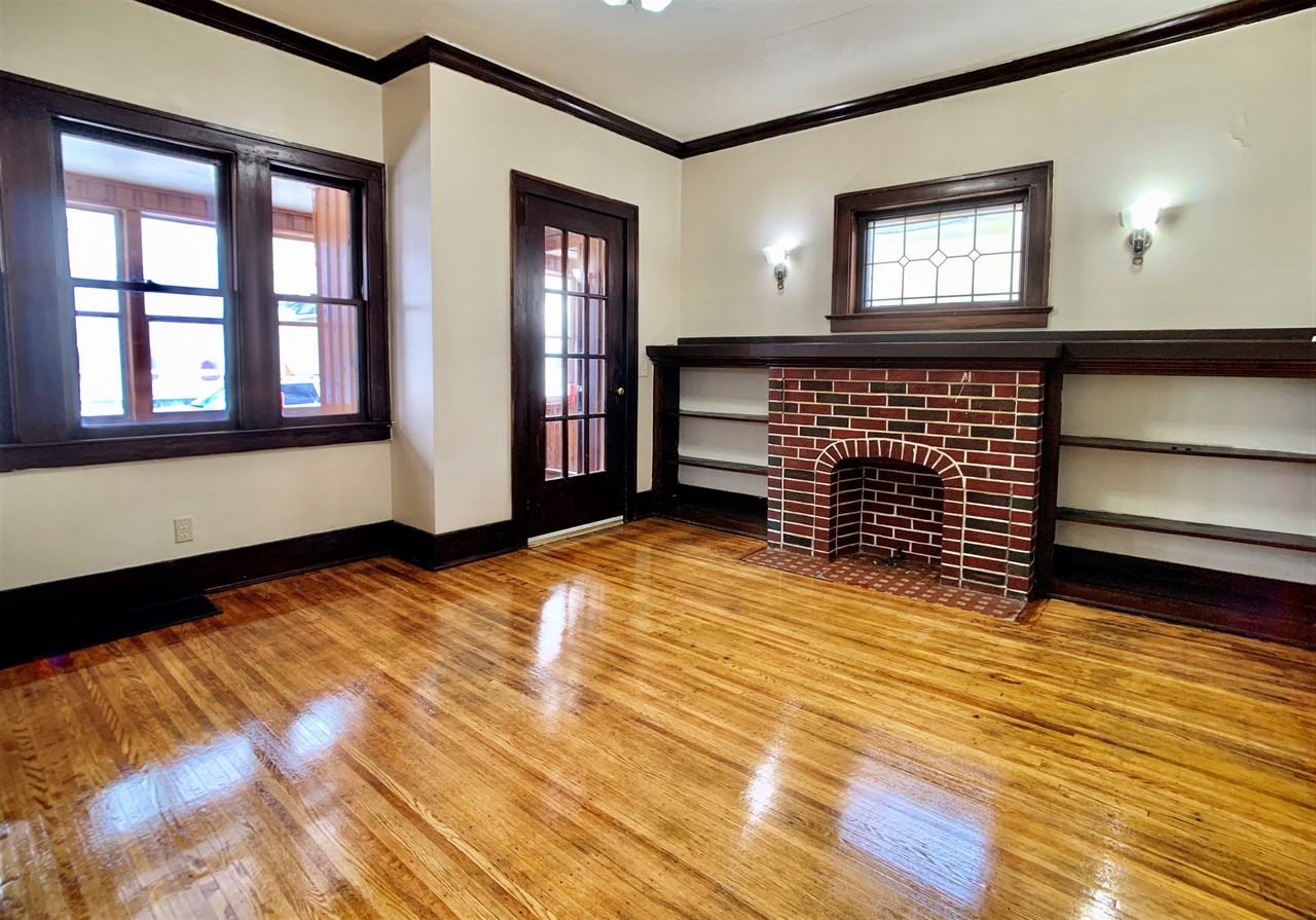 121 Scrantom St - Photo 3 of 34