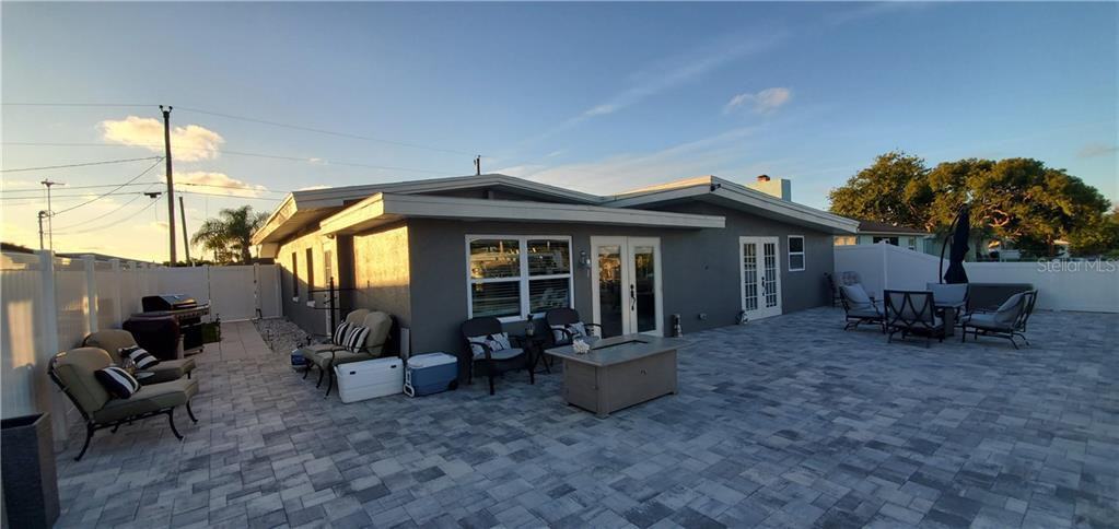 13904 Berkowitz Ave - Photo 3 of 28