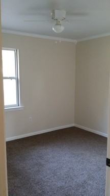 107 Frances St - Photo 2 of 5