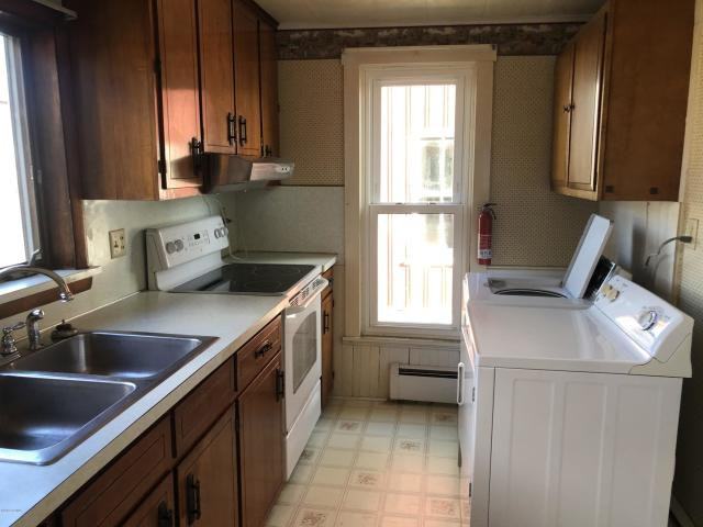 327 Kaboodle Road - Photo 3 of 6