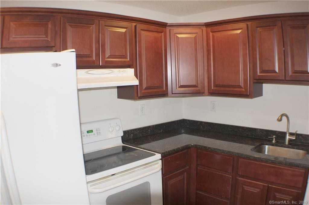 76 Landing Circle - Photo 2 of 9