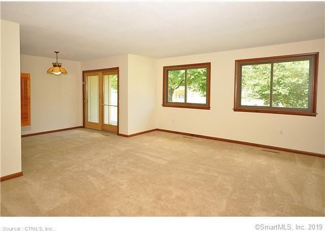 76 Landing Circle - Photo 3 of 9