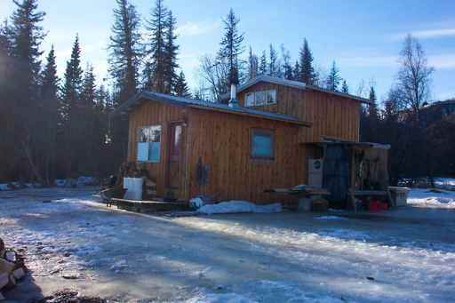 55851 Glenn Rd - Photo 2 of 10