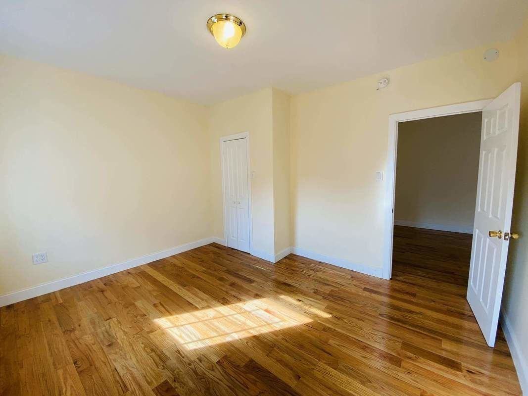 5101 13th Avenue 2H - Photo 2 of 5