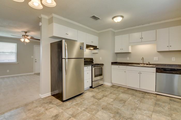 2391 Richwood Drive - Photo 3 of 11