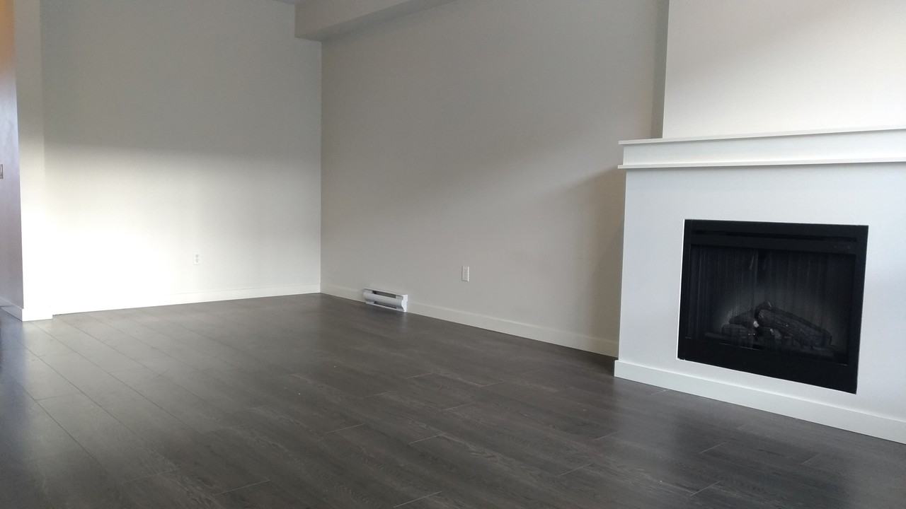 2738 158 Street - Photo 4 of 20