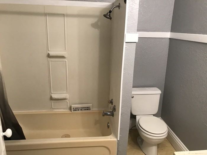 109 Lawndale Avenue - Photo 3 of 34