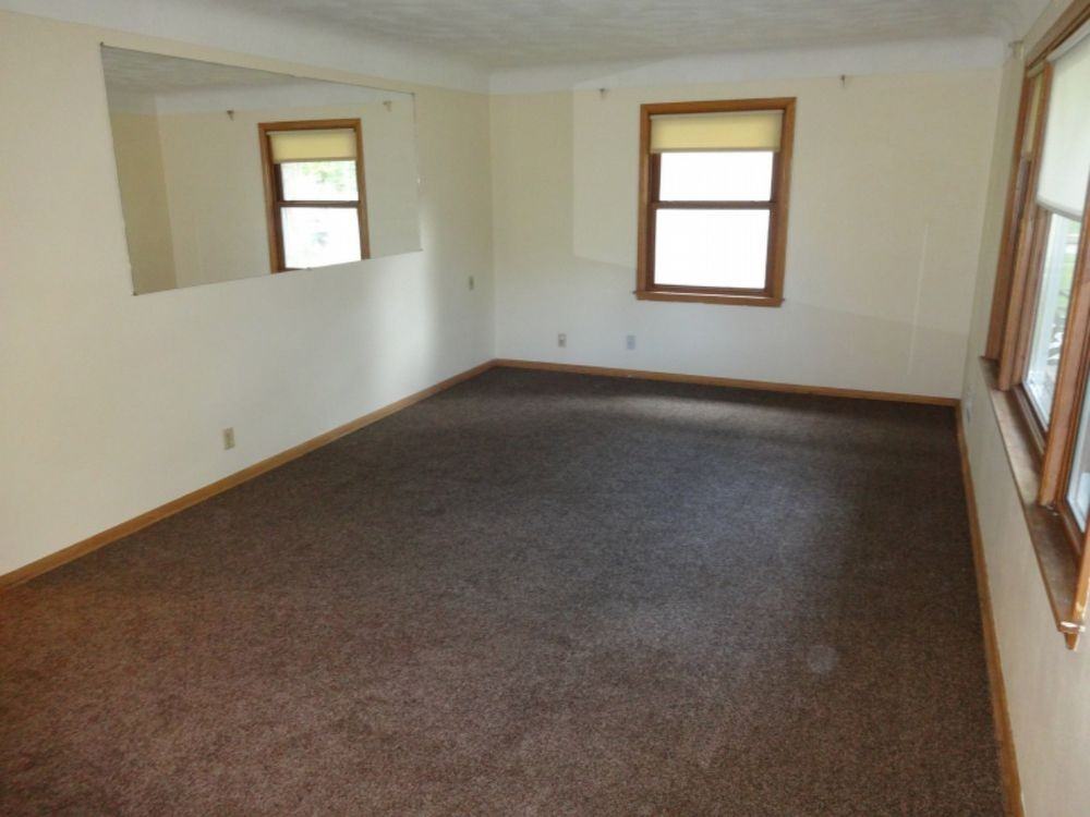 1529 E Margaret St - Photo 2 of 21