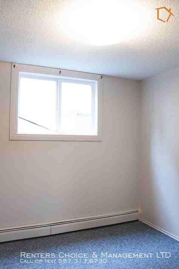 1017 104, 1017 27A St N #1017 27a S - Photo 3 of 11