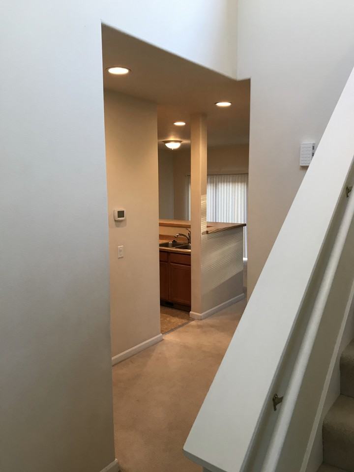 2638 Southwest Cascade Mountain Lane - Photo 2 of 8