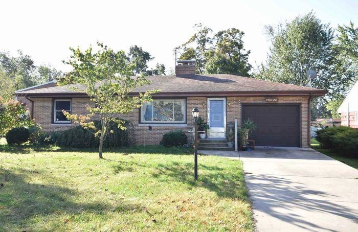 19626 Southland Avenue - Photo 2 of 17