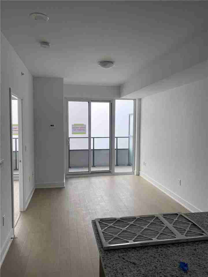 20 Shore Breeze Drive #3711