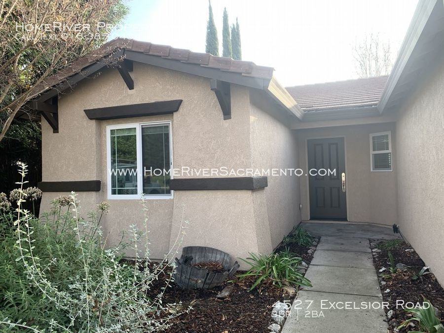 4527 Excelsior Road - Photo 2 of 15