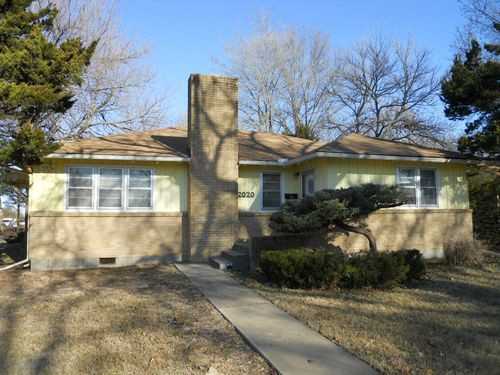 2020 Stratford Road - Photo 2 of 8