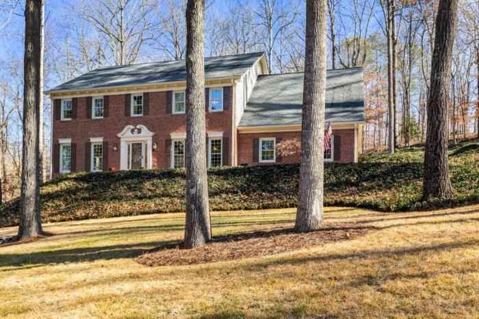 9855 Trace Valley - Photo 3 of 44