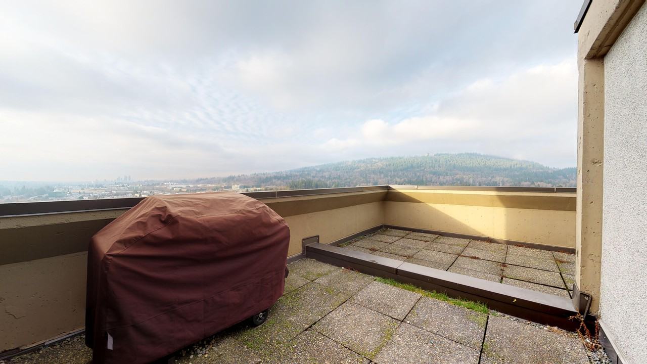 9595 Erickson Dr - Photo 2 of 17