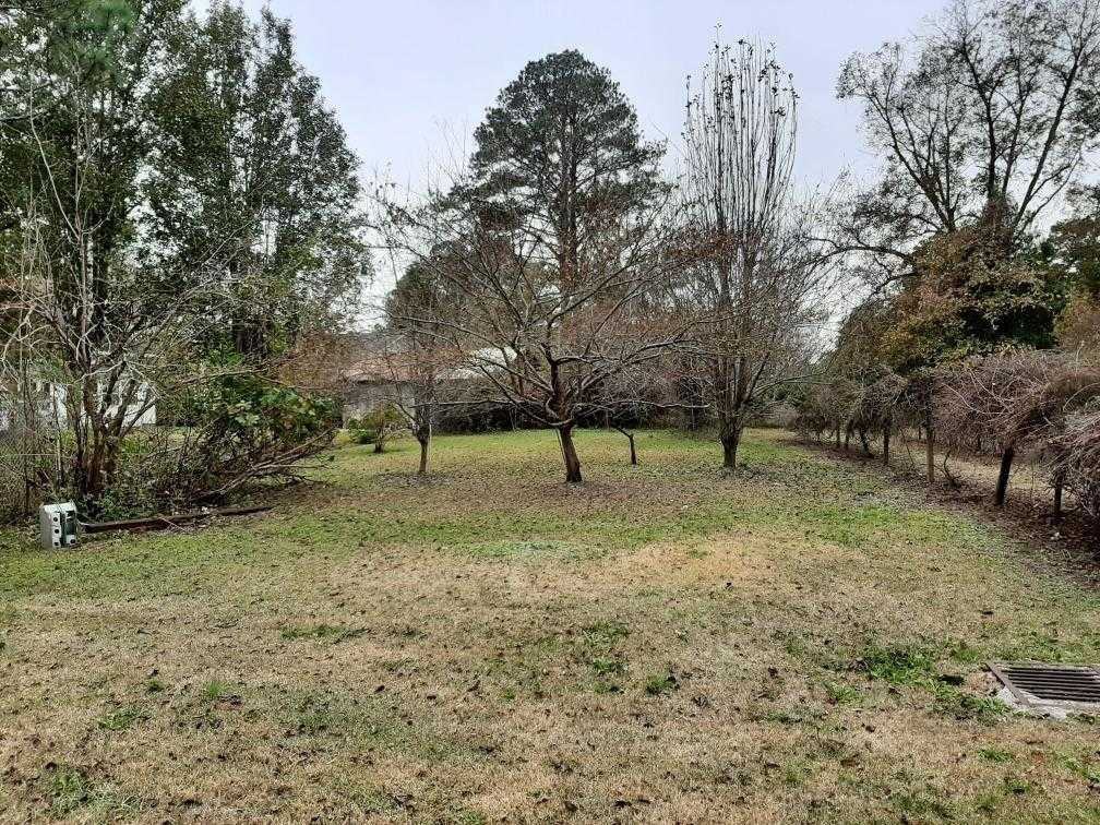 109 S. Outerbridge St. - Photo 3 of 8