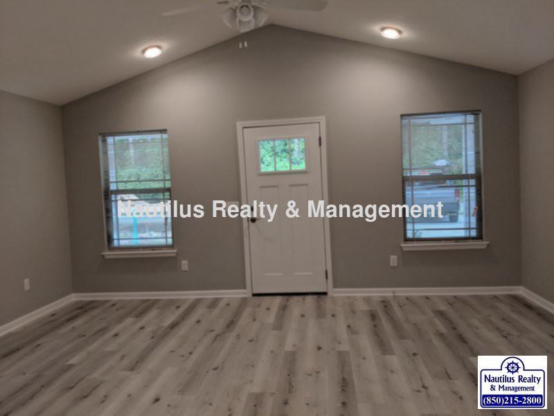 2419 Cocoa Ave. - Photo 2 of 9