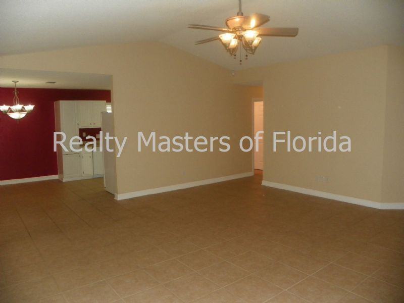 9562 Parker Place Dr. - Photo 3 of 17