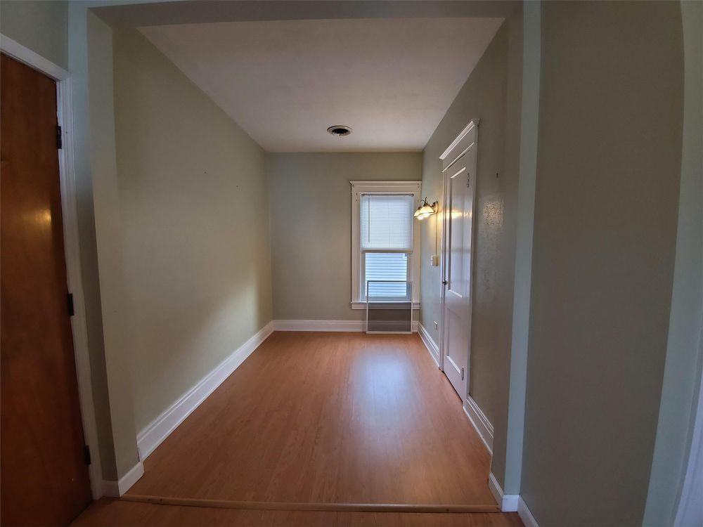 20 Green Street - 2 - Photo 3 of 9