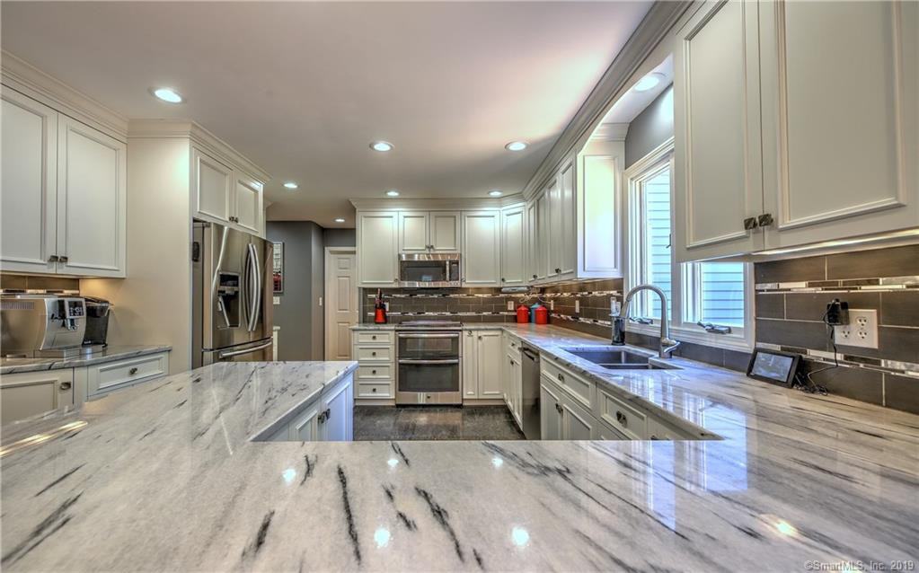 46 Quarter Horse Drive - Photo 3 of 40