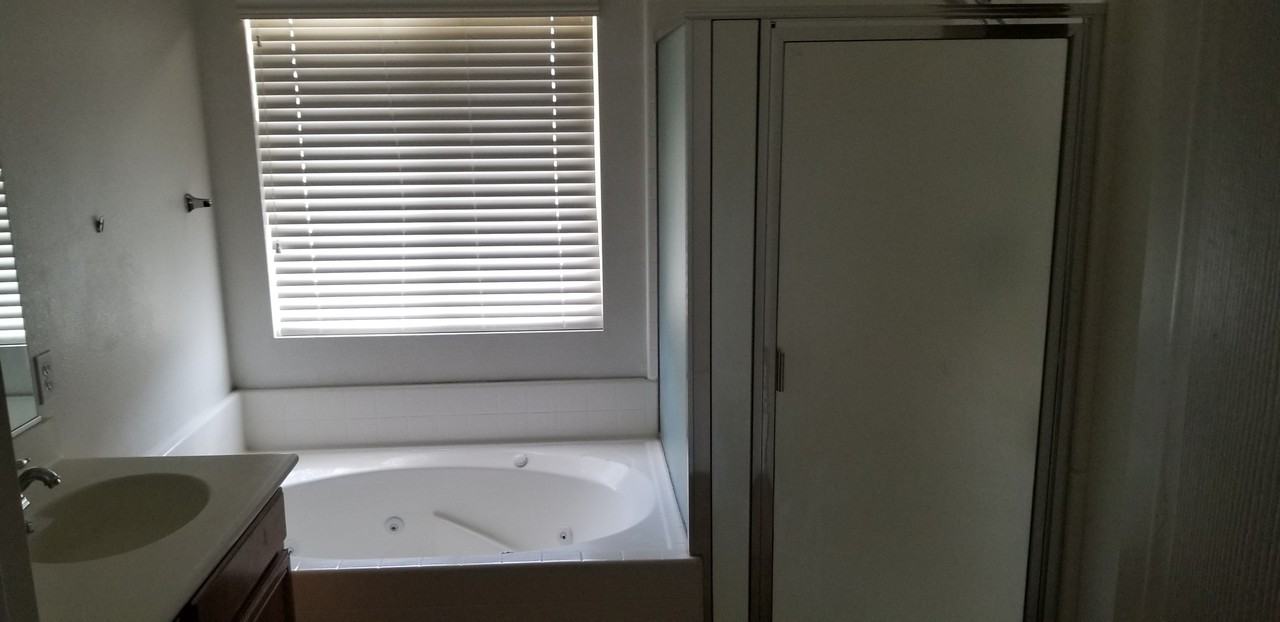 11870 Lupin Road - Photo 3 of 9