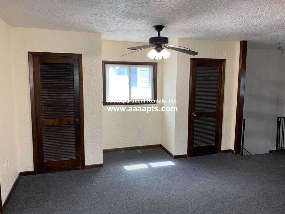 19 Underhill St. 2nd3rdFLS - Photo 3 of 13