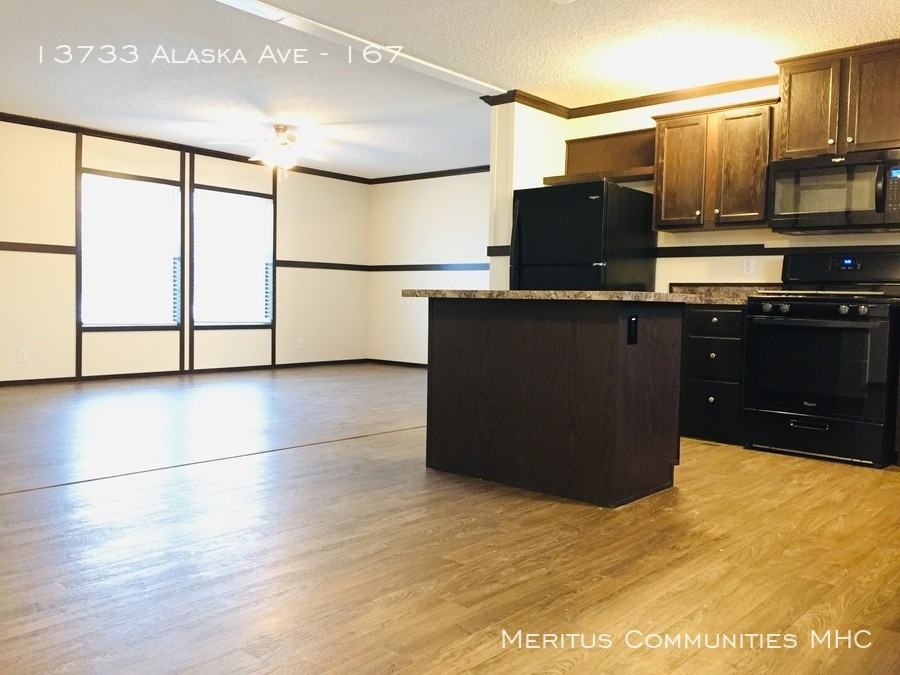 13733 Alaska Ave #167 - Photo 2 of 17