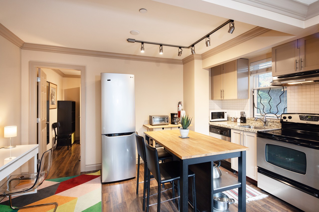 11th Ave West - Photo 5 of 16