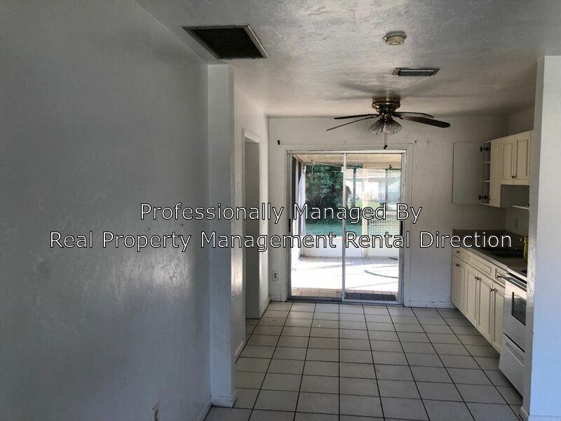 2038 Eloise Cir - Photo 3 of 9