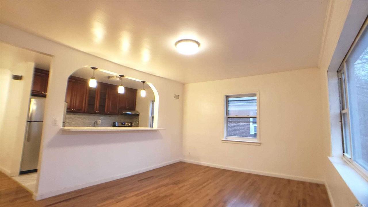 7564 75-64 197 St #2 - Photo 3 of 13