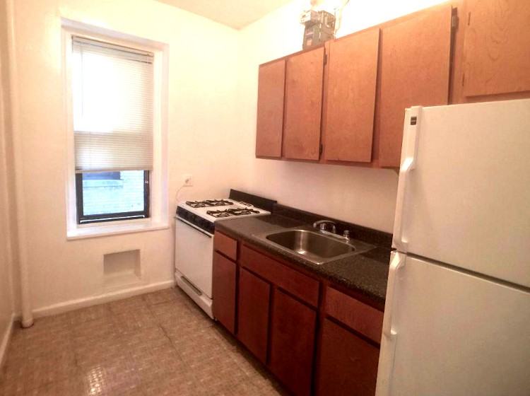 116 West 238th Street #1E - Photo 3 of 4