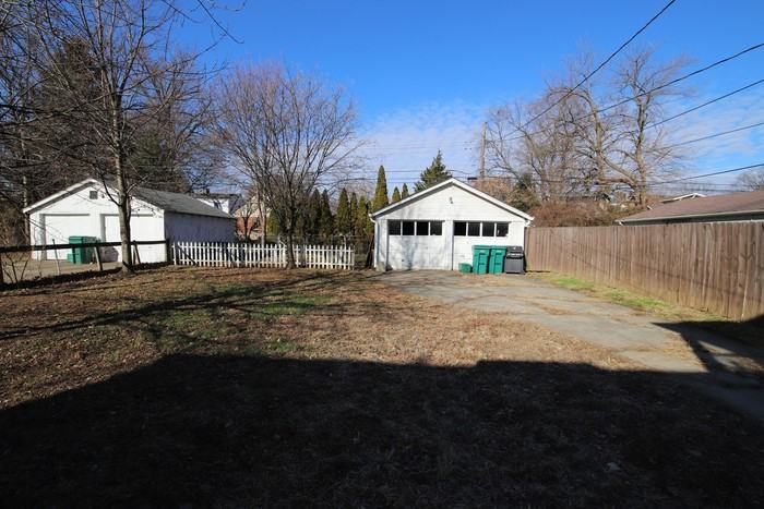 2211 Tyler Lane - Photo 2 of 11