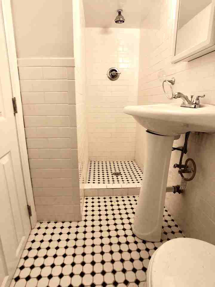 9125 91-25 85th Avenue #BSMT - Photo 2 of 5