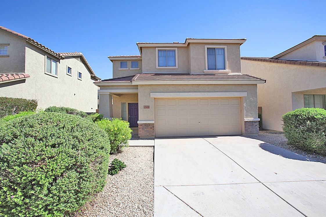 17618 W Mandalay Ln - Photo 2 of 21