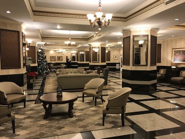 5050 Sheridan #1013 - Photo 2 of 11