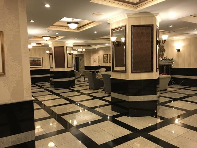 5050 Sheridan #1013 - Photo 3 of 11