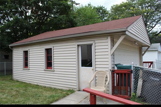 3300 Byrd Street - Photo 3 of 15