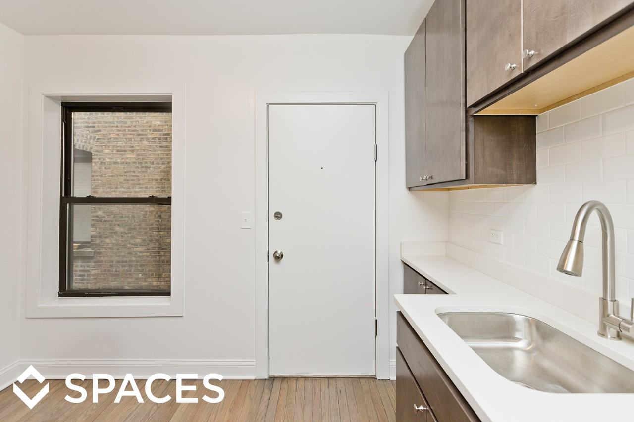 2639-45 N Spaulding - Photo 3 of 50