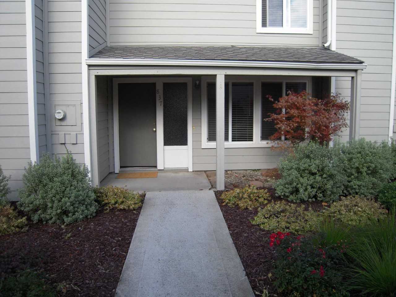 837 Vespucci Ln - Photo 2 of 15