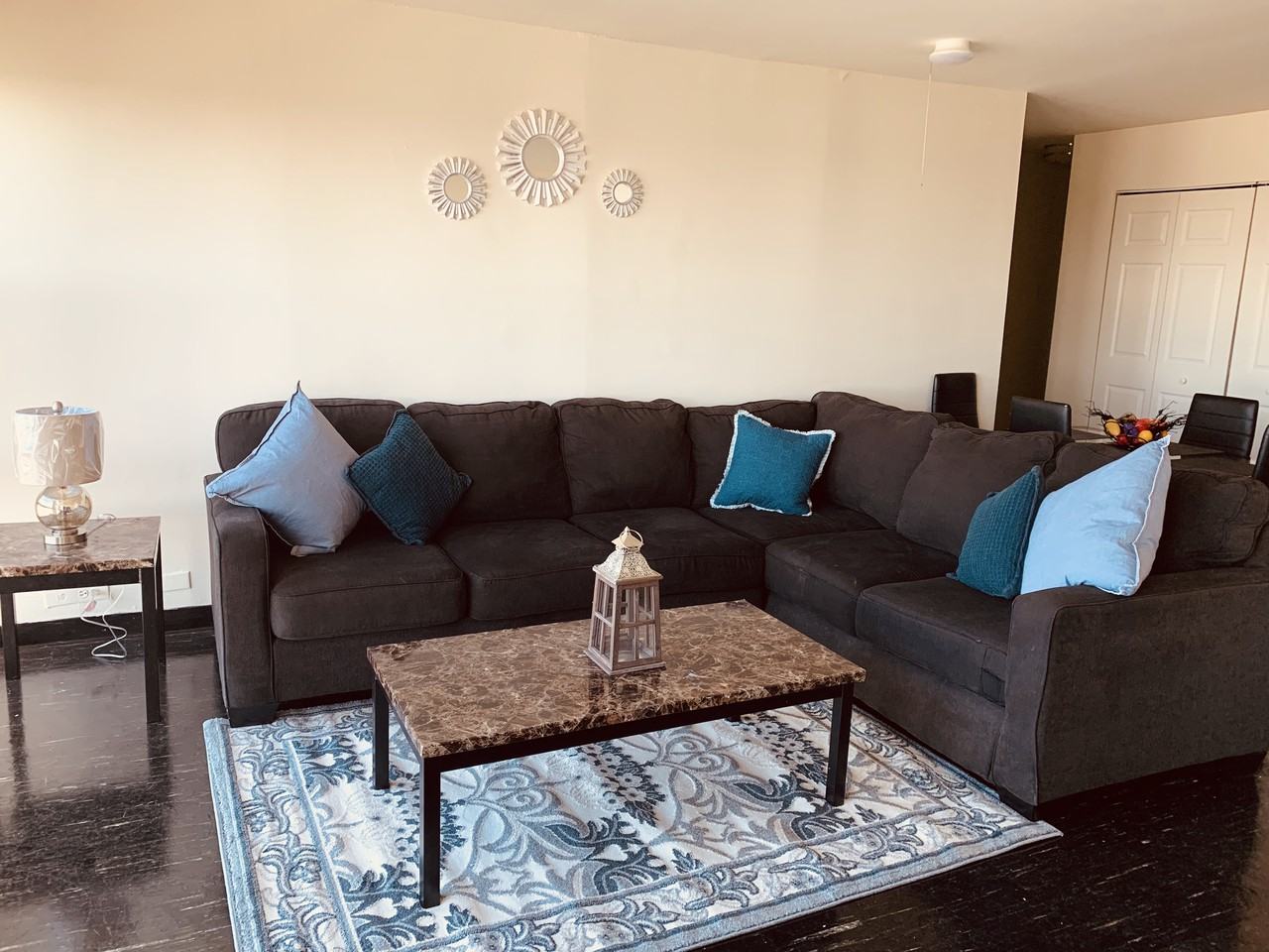 6253 South Michigan Avenue - Photo 3 of 7