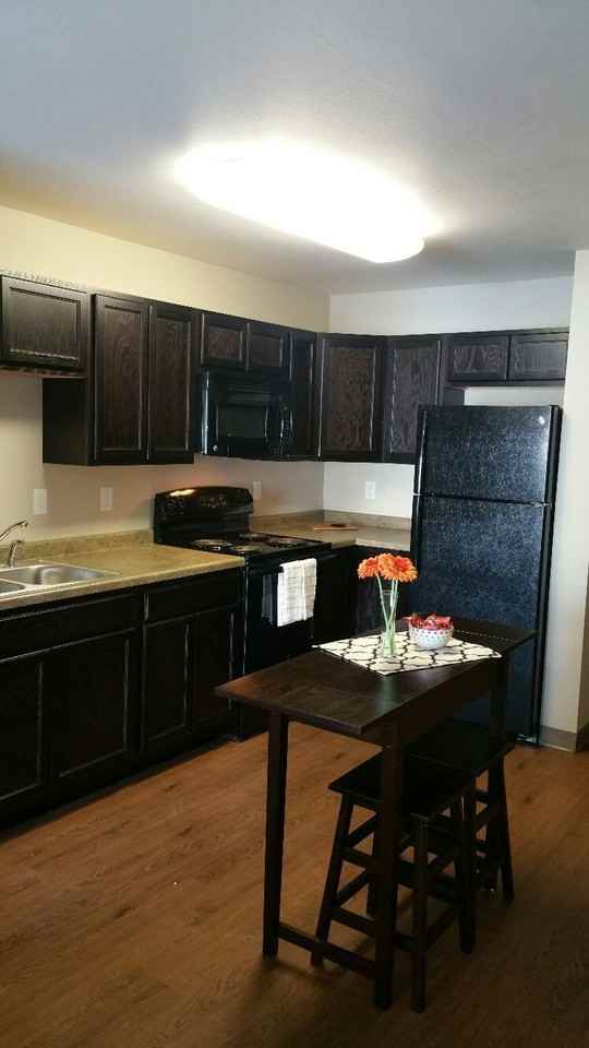 Watford McKenzie Park Apartments - Photo 7 of 16