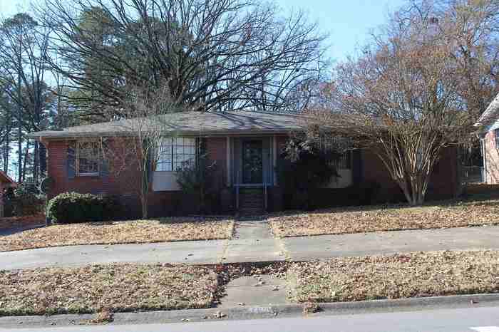 1304 Biscayne Drive - Photo 2 of 23