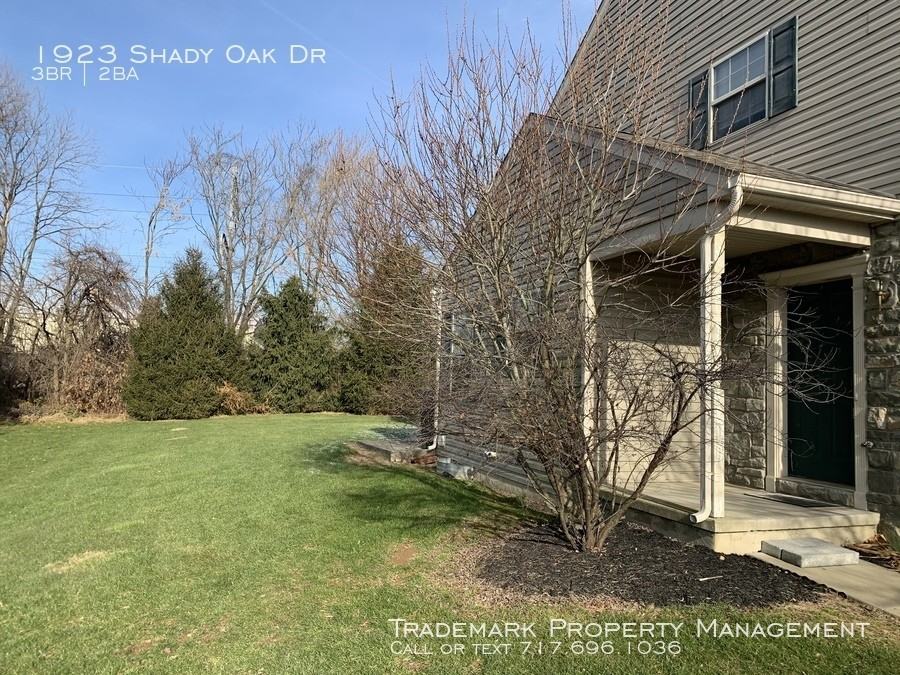 1923 Shady Oak Dr - Photo 3 of 13