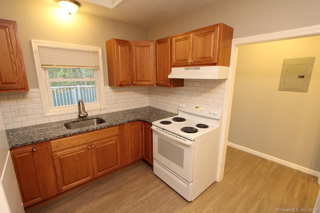 7 Brookdale Street 8 - Photo 3 of 23