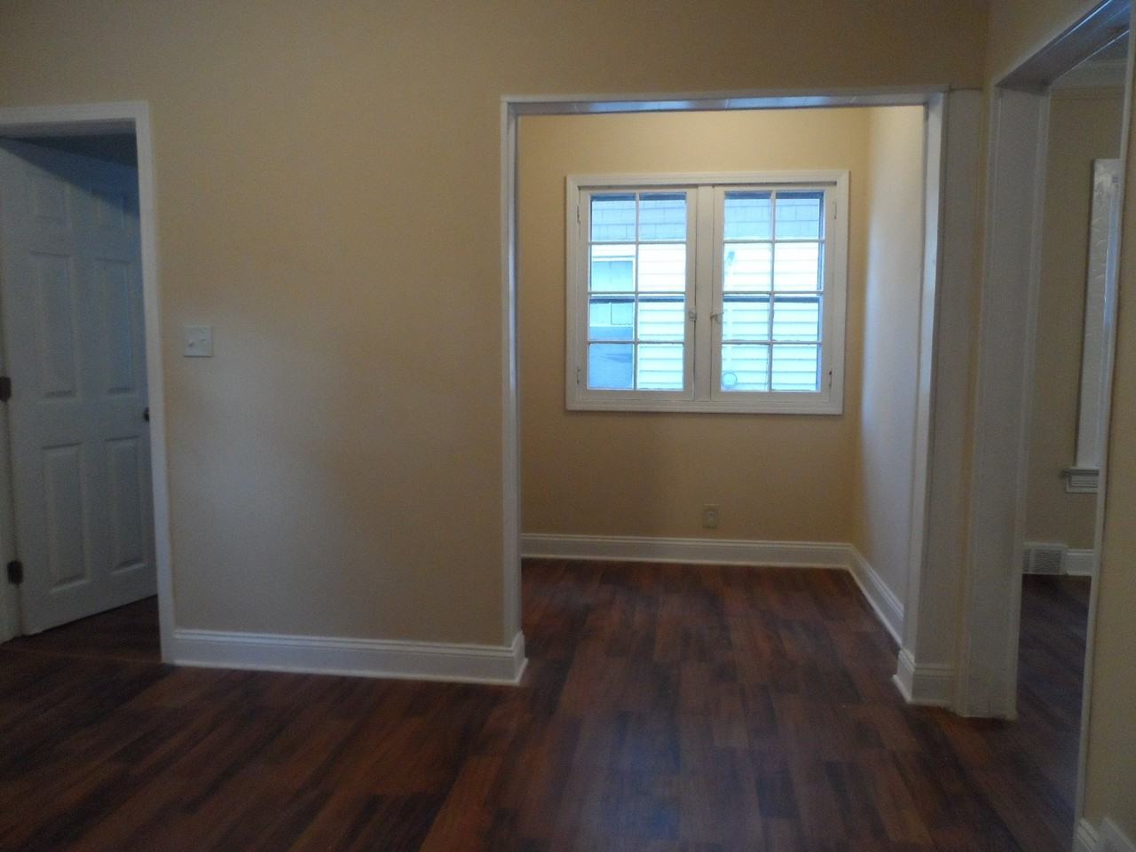 3117-3119 East Derbyshire Rd - Photo 3 of 16