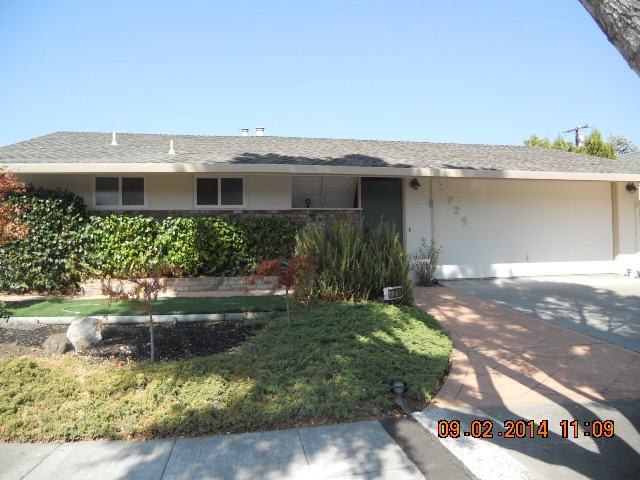 725 Jackpine Ct - Photo 2 of 14