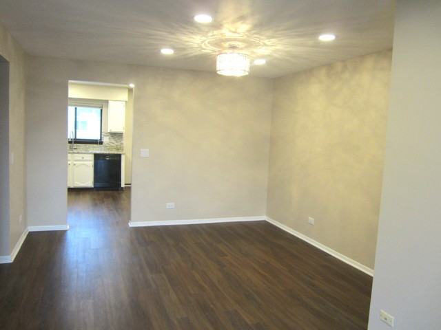 4208 Central #4E - Photo 2 of 19
